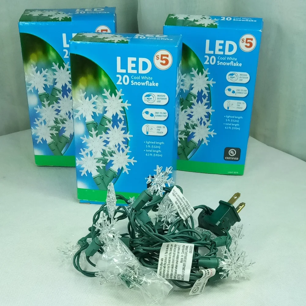 Lot of 4 LED Cool White Snowflake Light Set 20ct